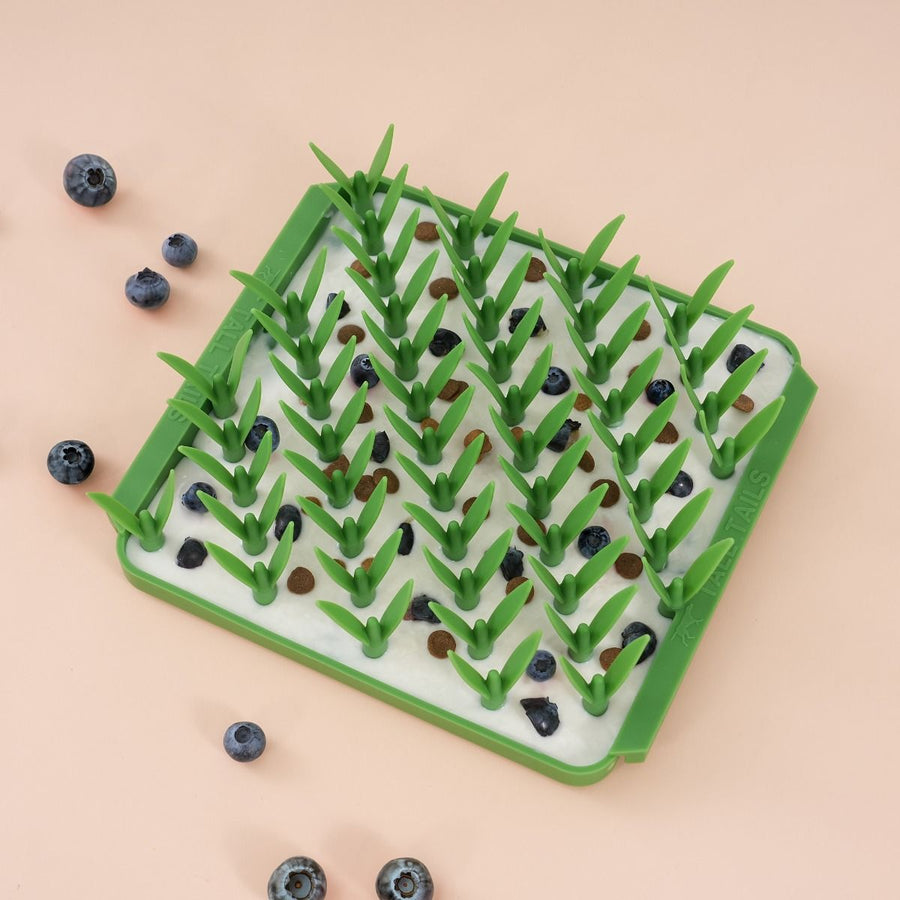 Foraging Mat- Grassy Meadow